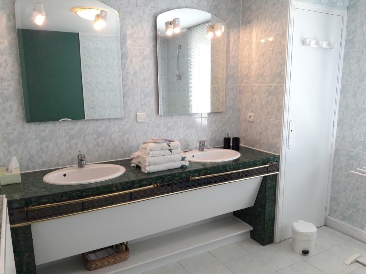 Le Clos Du Petit Marray Bed & Breakfast Chambourg-sur-Indre Екстериор снимка