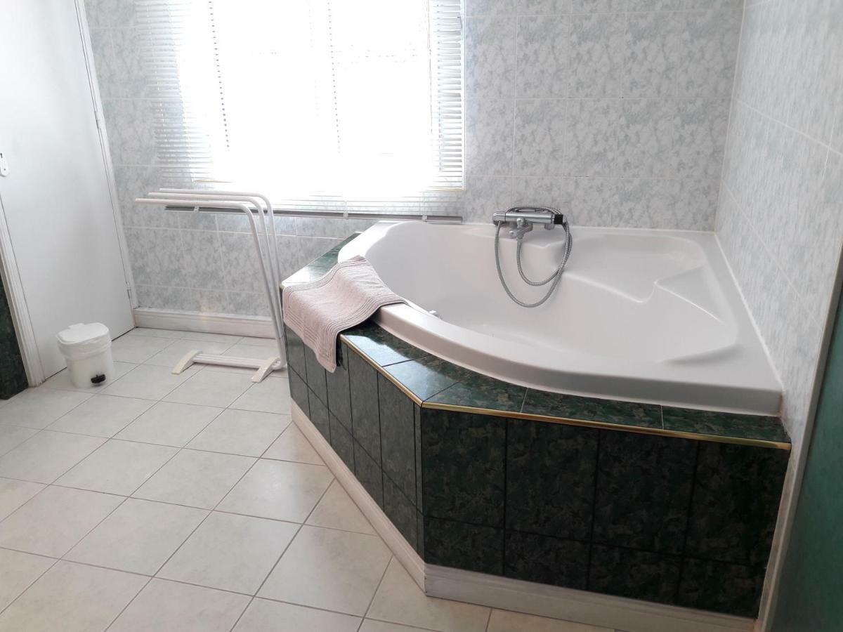 Le Clos Du Petit Marray Bed & Breakfast Chambourg-sur-Indre Екстериор снимка